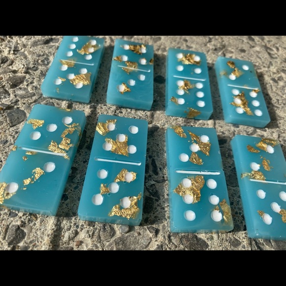 Blue Domino Set (28 Pieces) - Picture 2 of 3